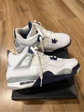 Nike Air Jordan 4 Midnight Navy
